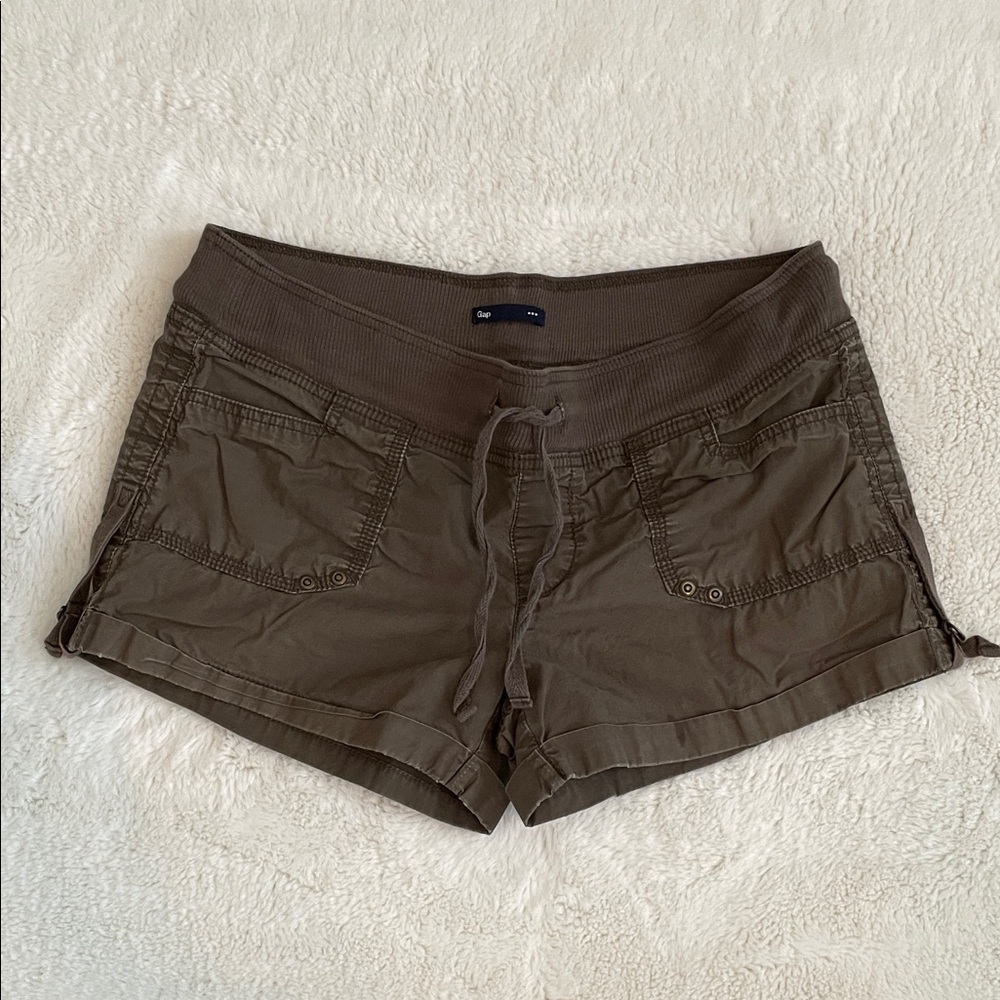 GAP Women's Olive Cargo Shorts